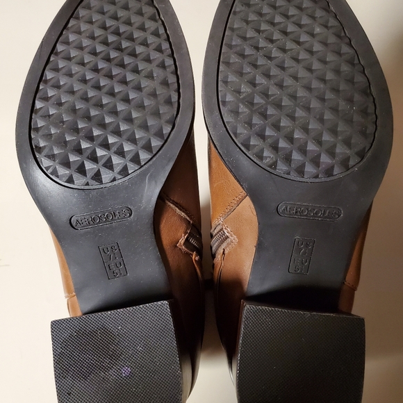 Aerosoles Heelrest Leather Bootie 7.5 med - Picture 13 of 14
